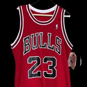 Michael Jordan Chicago Bulls jersey NWT